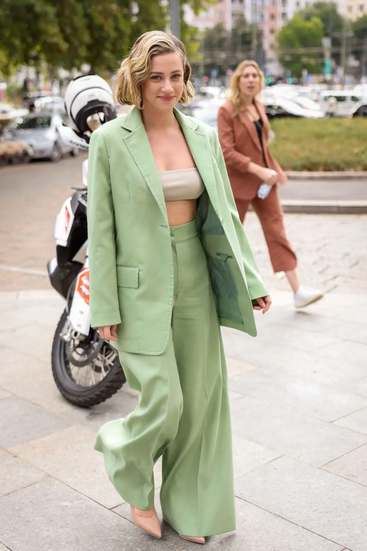 Lili Reinhart Photoshoot in Milan Fashion Week4